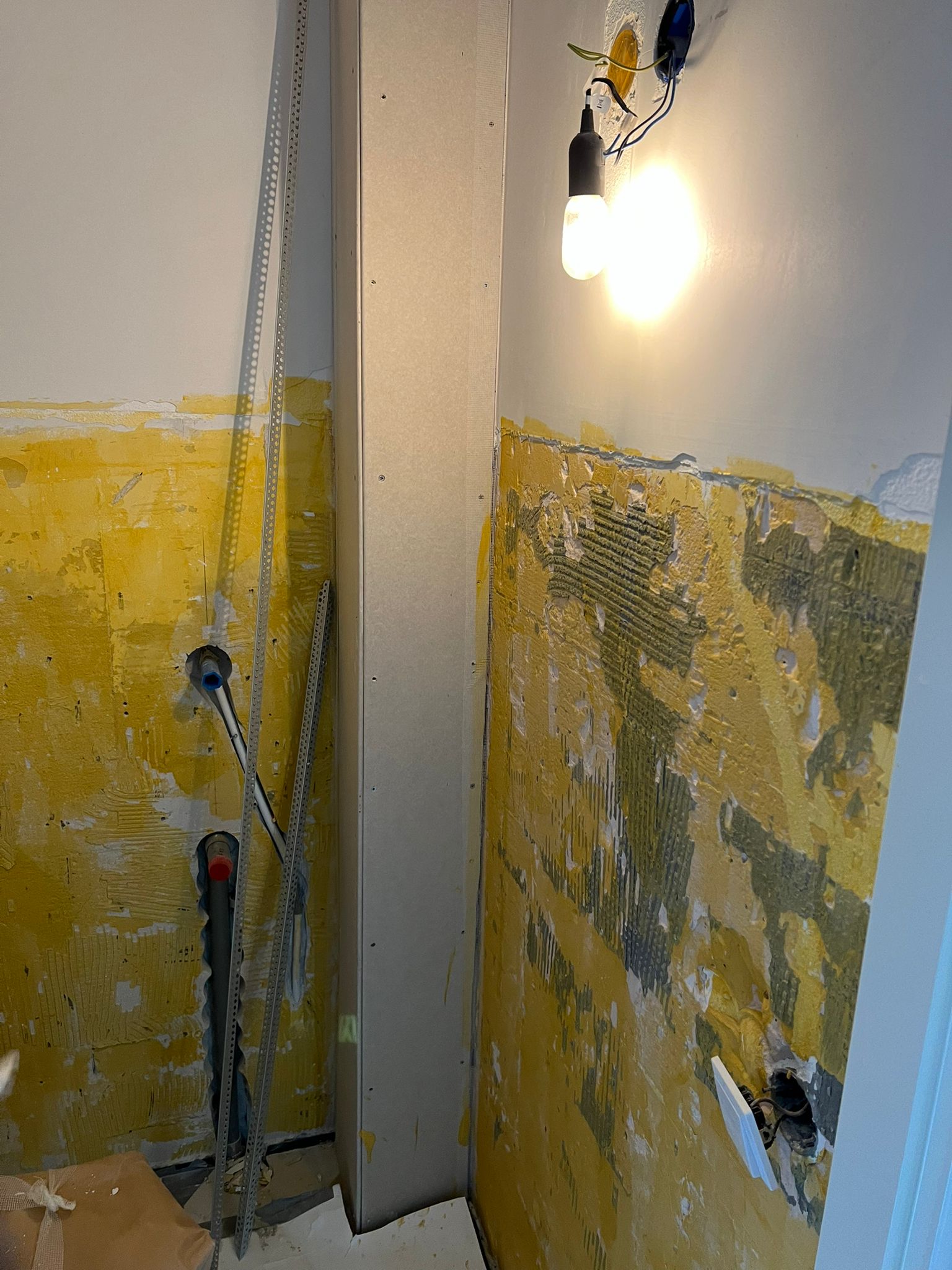 🛁 Bathroom Renovation — Before
